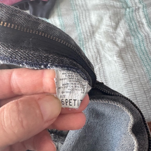 Lee Women's Relaxed Fit Gray Jeans - Picture 3 of 3